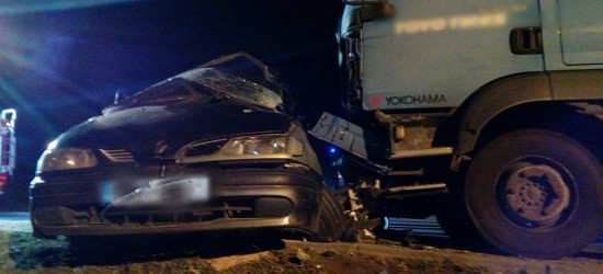 43-latek ranny w wypadku w Głojscach nie żyje