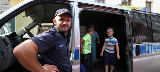 Policjanci towarzyszyli mieszkańcom podczas Dni Krosna i Jarmarku Franciszkańskiego (FILM, ZDJĘCIA)