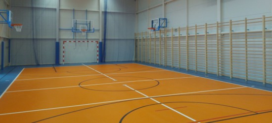 DUKLA: Nowa hala sportowa dla uczniów szkoły podstawowej z Jasionki (ZDJĘCIA)