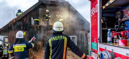 Pożar budynku mieszkalnego w miejscowości Równe (ZDJĘCIA)